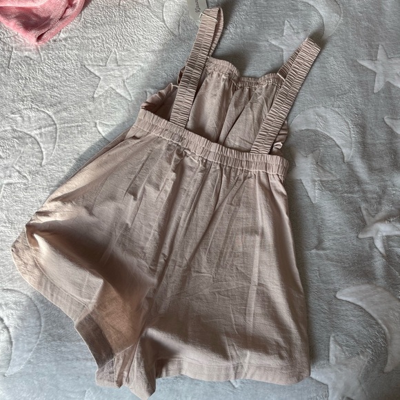 Tan romper - Picture 2 of 2